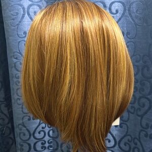 Elegant Brown Women's Wig